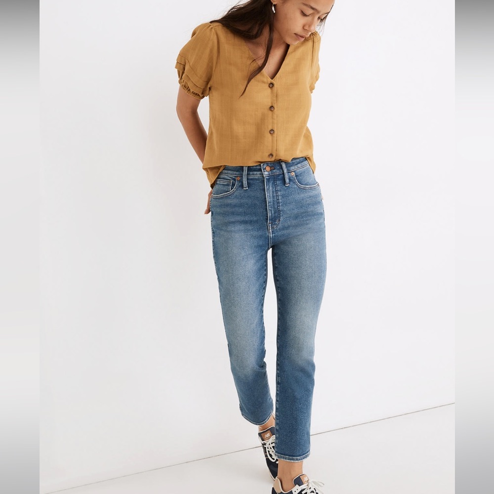 Curvy Stovepipe Jeans in Ditmas Wash